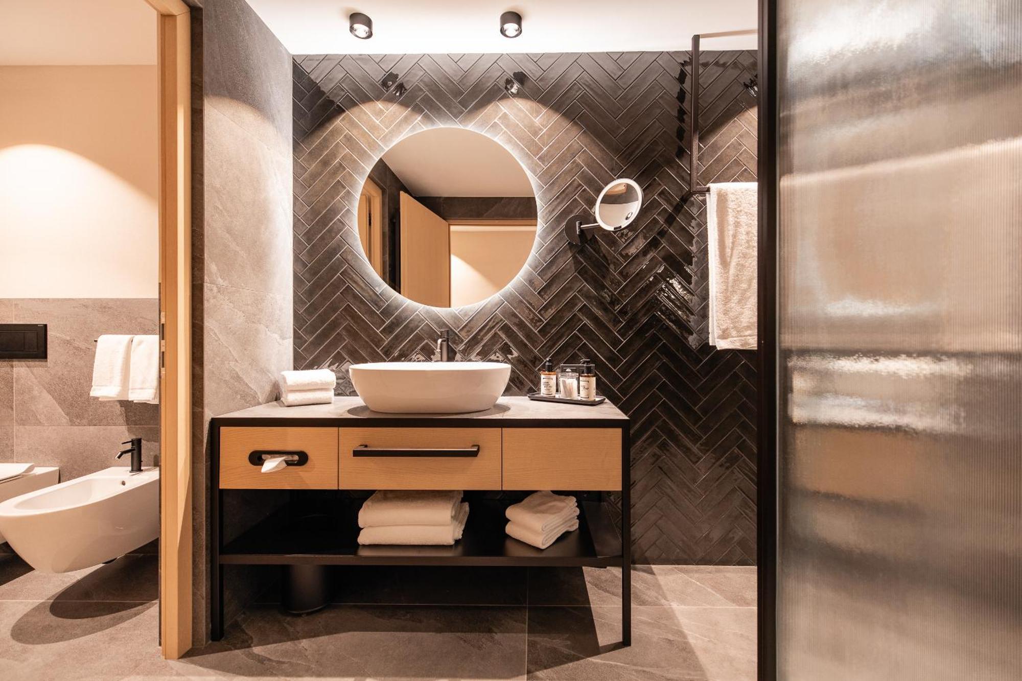 Schwarzer Adler - Concept Living Lejlighed Vipiteno Eksteriør billede